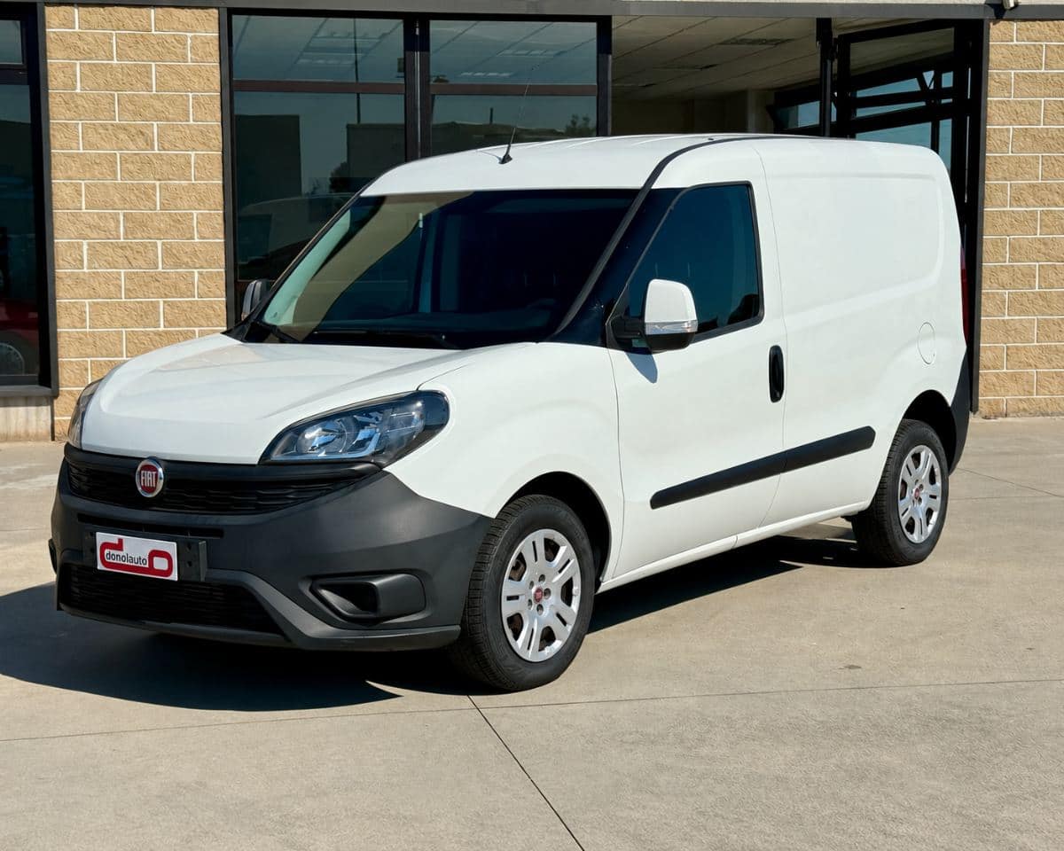 FIAT DOBLO' 1.3 MJT 95CV PC TN LAMIERATO 2018 usata — foto 3