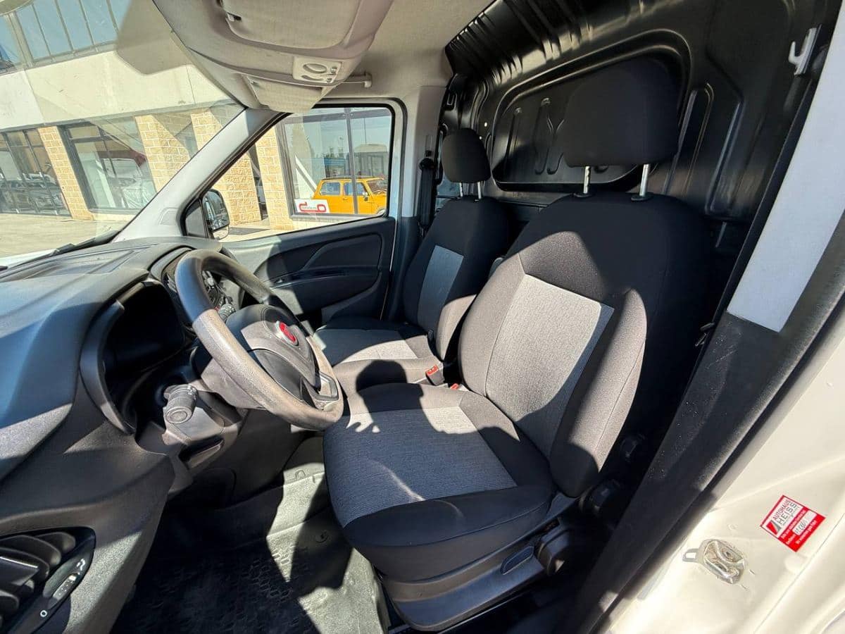 FIAT DOBLO' 1.3 MJT 95CV PC TN LAMIERATO 2018 usata — foto 10