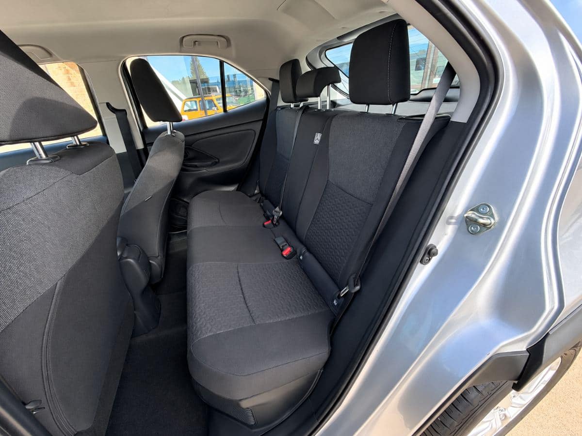 TOYOTA YARIS CROSS 1.5H BUSINESS FWD 116CV ECVT 2022 usata — foto 9