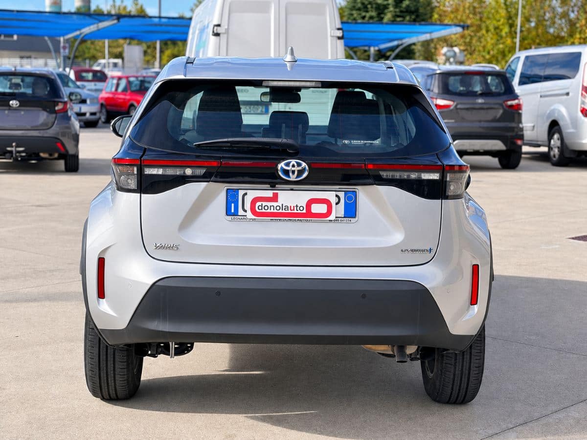 TOYOTA YARIS CROSS 1.5H BUSINESS FWD 116CV ECVT 2022 usata — foto 5