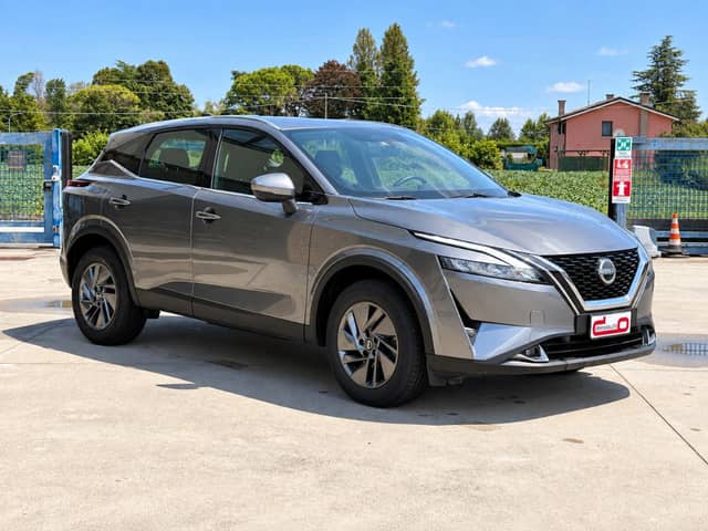 NISSAN QASHQAI 1.3 MHEV BUSINESS 2WD 158CV XRTONIC 2023 usata in vendita a Legnaro (Padova)