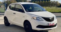 LANCIA YPSILON 1.0 70CV HYBRID SILVER MY21